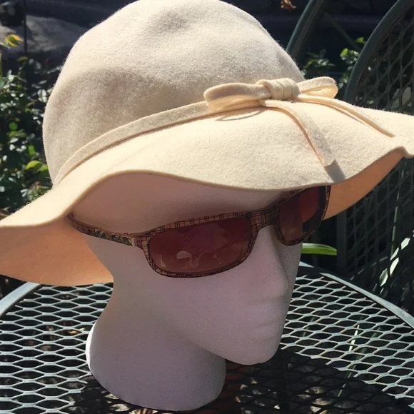 VTG Spring Vanilla Cream Felt Hat - Picture 8 of 8